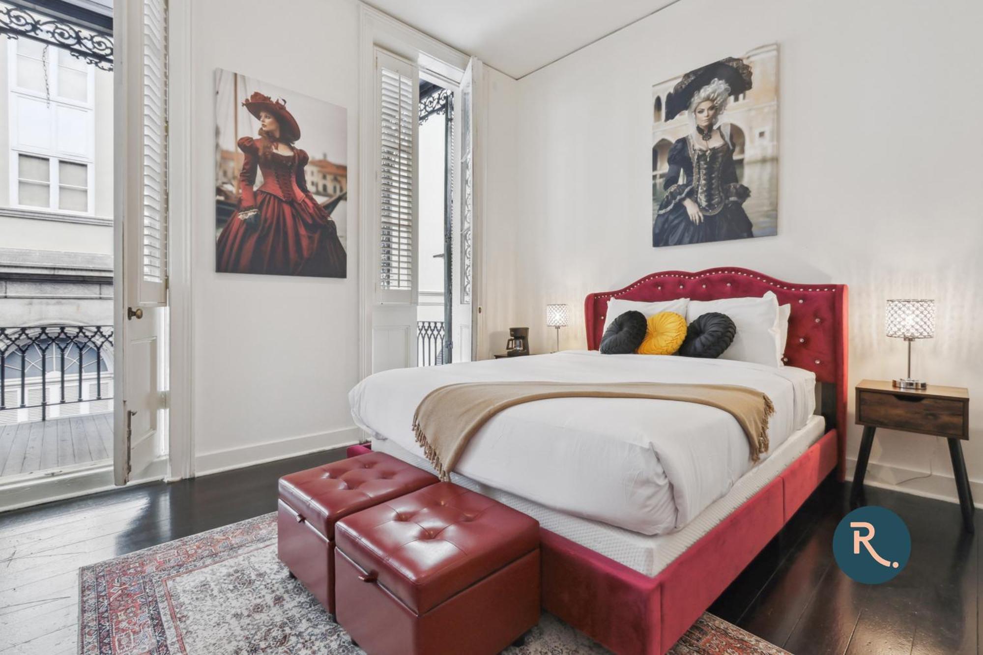 Roami At St. Helene Apartment